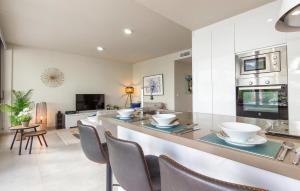 Lovely Apartment In Mar De Cristal