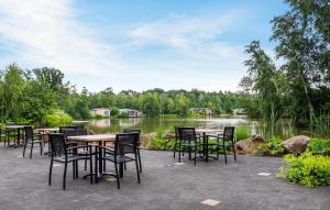 2 Bedroom Cozy Home In Oosterwolde