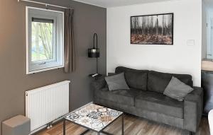 2 Bedroom Cozy Home In Oosterwolde