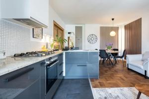 Stunning 2Br Apartment - Ateneu - City Center