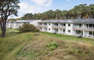 1 Bedroom Lovely Apartment In Nexø