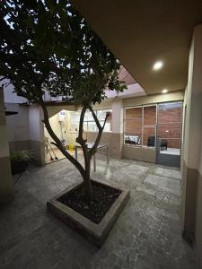 Hermosa casa PH equipada y con patio. Aestrenar