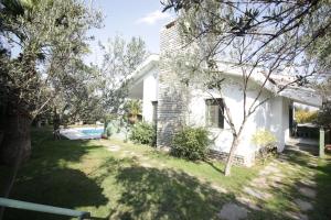 Secluded 3BR Modern Villa w Private Pool and Views