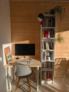 Studio lumineux, magnifique vue montagne et lac