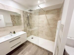 Appartements Duplex refait a neuf au coeur de Sanary : photos des chambres