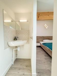 Duplex refait à neuf au cœur de Sanary