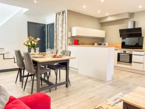 Appartements Duplex refait a neuf au coeur de Sanary : Appartement en Duplex