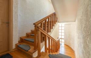 1 Bedroom Gorgeous Apartment In Novalja