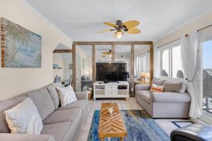 Pinnacle Port- Penthouse 8