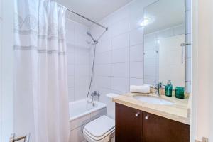 Manquehue View 1B Parking and City Views