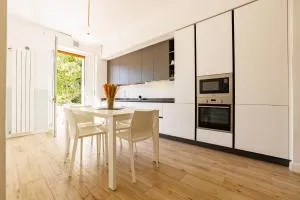 Seaside Family Apartment - Ardenza