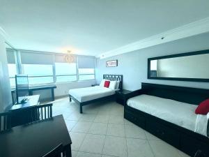 Castle 732 Ocean View with pool, tennis, beach access, FREE parking