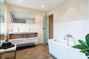 Domizil im Dorf – luxuriöses Ferienhaus in SPO