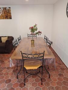 Maisons de vacances La maison d-Antoine a Robion : photos des chambres