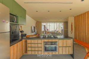 Casa com piscina na Praia do Marceneiro NLUH0008