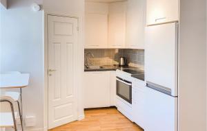 Cozy Apartment In Visby With Kitchen