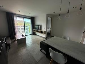 Modern apartment on Naiharn Beach B404