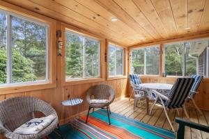 Sun Room Beaches and Dog Welcome