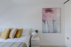 Zen Sanctuary - Soho - by Frankie Says