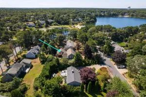 Walk to Buck's Pond Dogs Welcome - Харвич