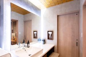 貸し切り宿 世紡 YOTSUMUGI sakazuki and iyasaka