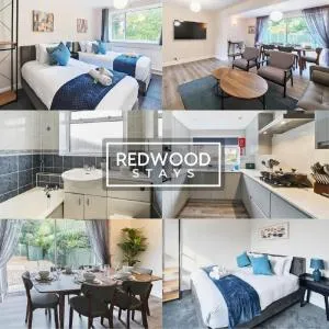 New 3 Bedroom House in Camberley Free Parking 2X By REDWOOD STAYS - 桑赫斯特
