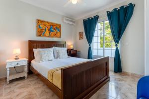 Cozy 3 BDR House Duplex With Patio by LovelyStay