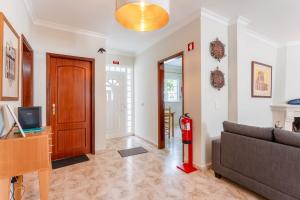 Cozy 3 BDR House Duplex With Patio by LovelyStay