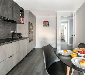 Castle Street Apartments - Luxury Ettrick Apartment