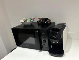 1 Bed Serviced Apartment Bracknell with parking 5 mins from station