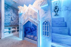 Themed Retreat 6BR w Magical Rooms Private Pool