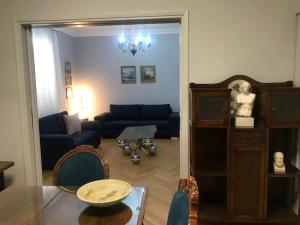 Penthouse archeol musiem, 3BDR, big balcony, wifi 200 mbps fiber