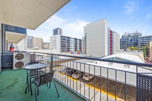 Convenient East Perth Stay with Free Parking