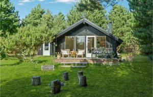 Beautiful Home In Humble With Wifi