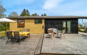 Cozy Home In Nexø With House Sea View