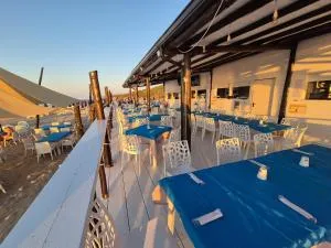 Hotel Borina - 圣尼坎德罗加尔加尼科