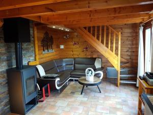 Chalet Ecrin équipé pour Personne à Mobilité Réduite, Belle vue lac, Sauna et Wifi