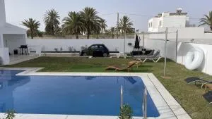 Spacious 2-Floor Apt in Lavandolive Residence - 塔格梅斯