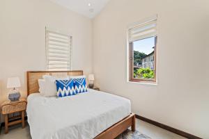 Stylish Condo in the Heart of Las Catalinas with Vibrant Design & Exclusive Beach Club Access