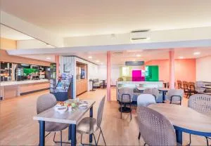 B&B HOTEL Strasbourg Aéroport - 利戈尔塞姆