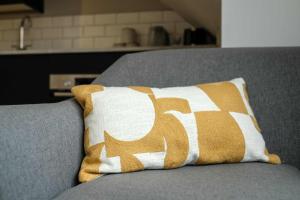 The Willow - Studio 14