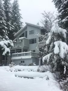 Belle Neige Whistler