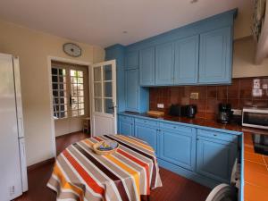 Renovated 12th-century chapel fully equipped for 6