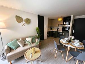 HOM l Centrico WifiPiscina Alameda MetroSantaLucia