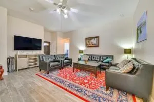 Less Than 1 Mi to Historic Dtwn Home with Yard in McKinney - Fairview