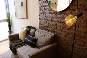 HOM l Wifi AirAcond Barrio Arte Cultura Lastarria