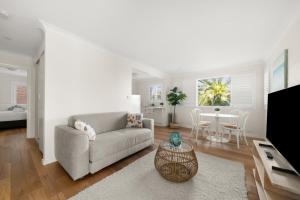 Idyllic unit in Little Manly - Steps from the sand