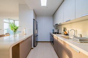 Prestigious 2BR with Perfect Balcony View