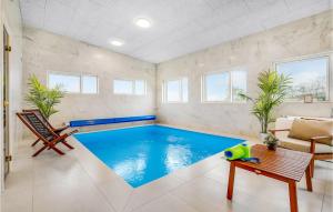 Lovely Home In Løgstrup With Wifi