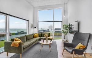 Lovely Home In Løgstrup With Wifi